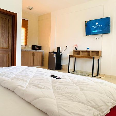 Namaste Hotel & Restaurant Libreville Zewnętrze zdjęcie