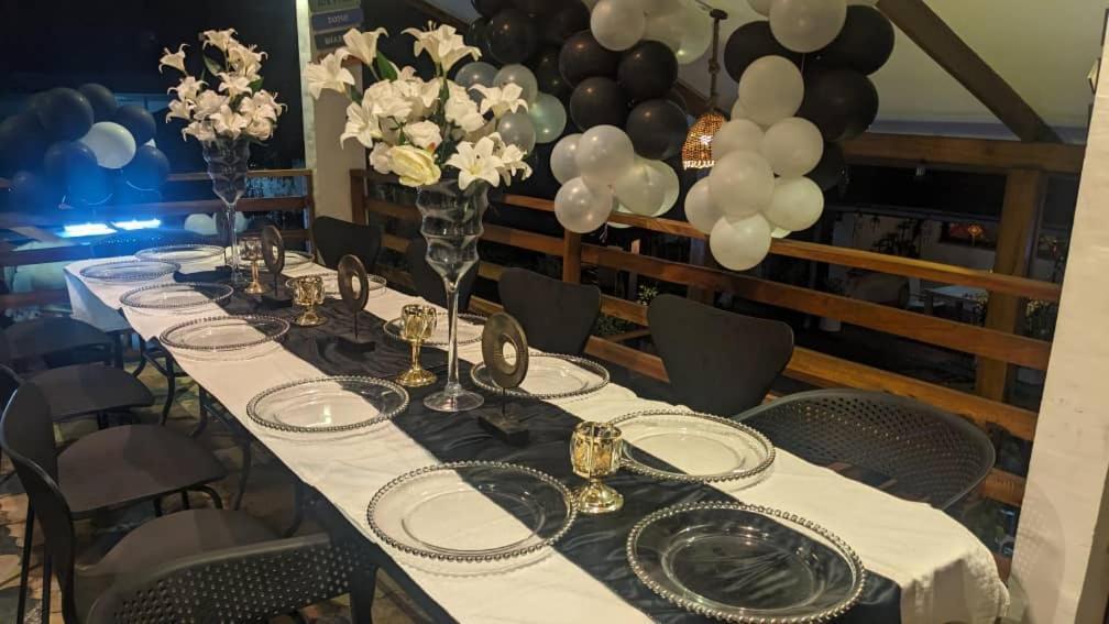 Namaste Hotel & Restaurant Libreville Zewnętrze zdjęcie