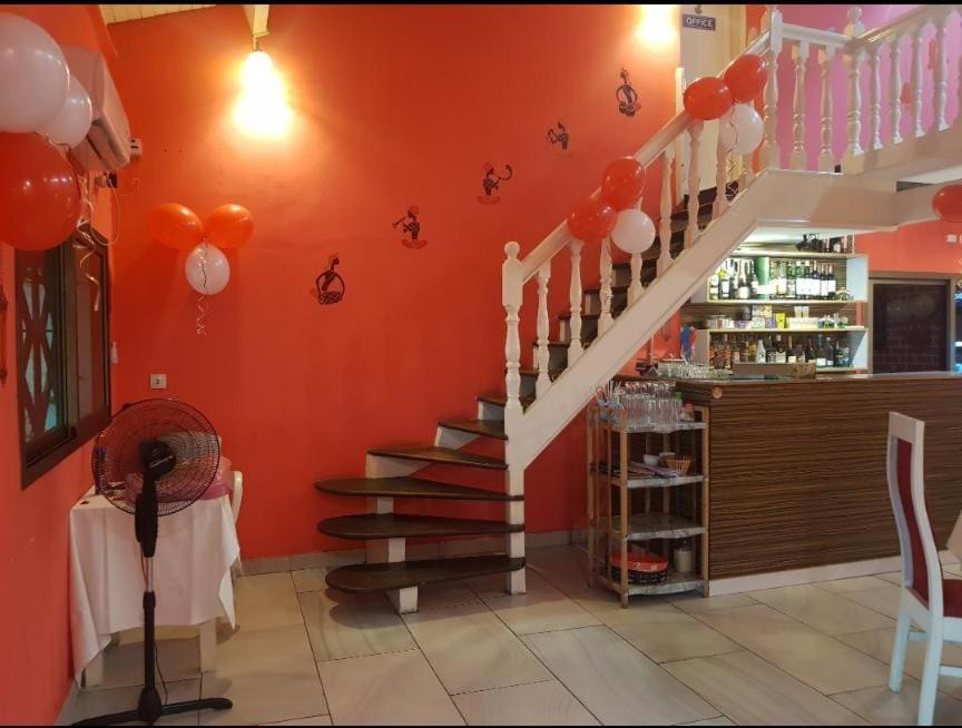 Namaste Hotel & Restaurant Libreville Zewnętrze zdjęcie